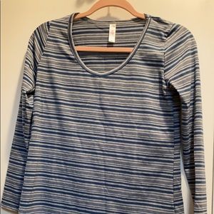 Lularoe shirt